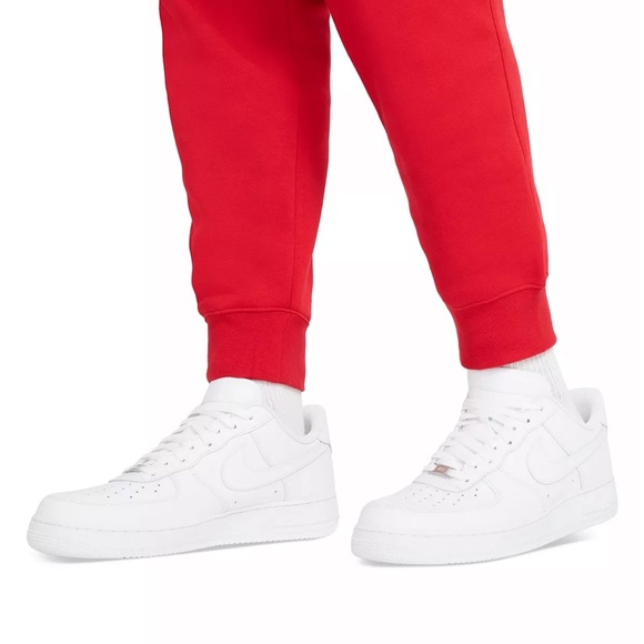 Nike Unisex Sportswear Club Fleece
Joggers - University Red - Picture 4 of 9